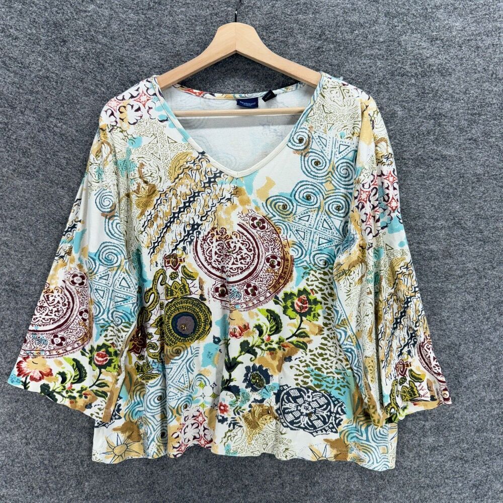 Westbound T-Shirt Women 2X Plus White Geometric V-Neck Long Sleeve Cotton